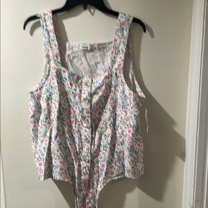 Floral Sleeveless Button-Up Top